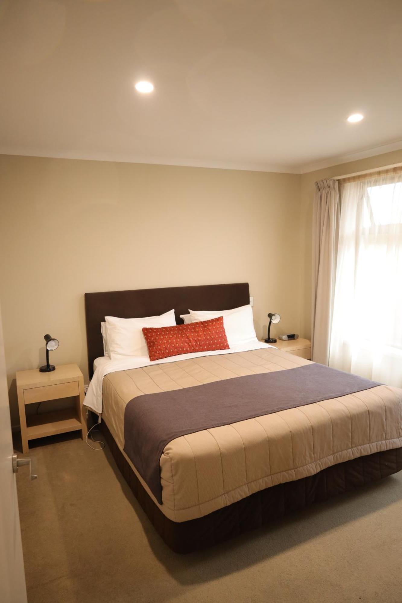 Tower Junction Motor Lodge: Central Stay with Free Railway Shuttle Christchurch Exterior photo